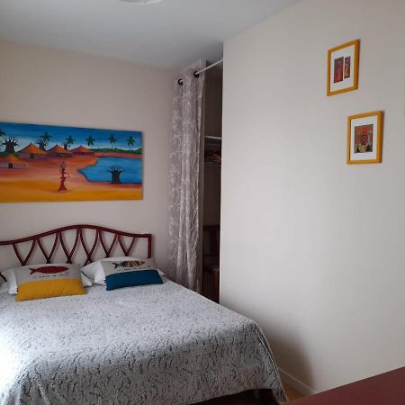 Appt cosy 65 m2 coeur de ville à 150 m de la plage Royan Buitenkant foto
