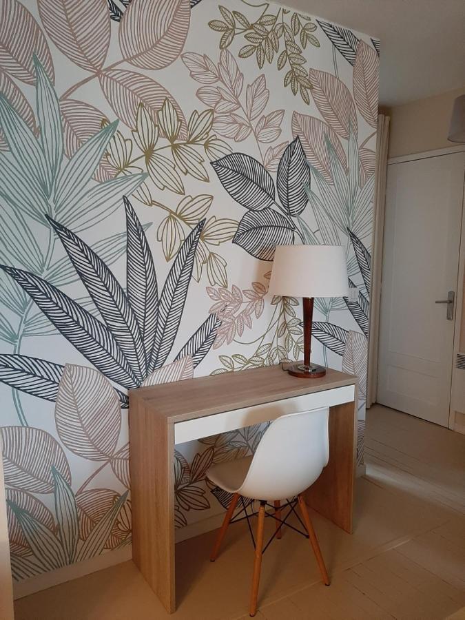 Appt cosy 65 m2 coeur de ville à 150 m de la plage Royan Buitenkant foto