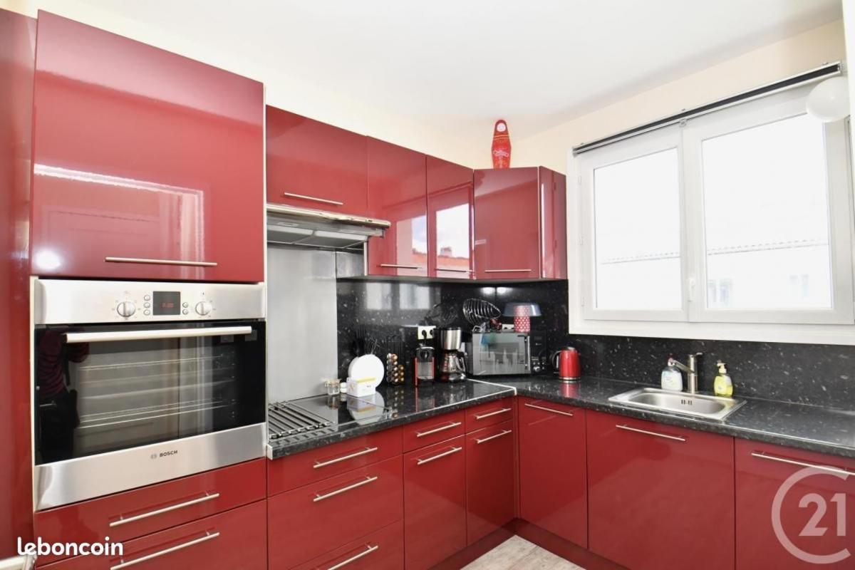 Appt cosy 65 m2 coeur de ville à 150 m de la plage Royan Buitenkant foto